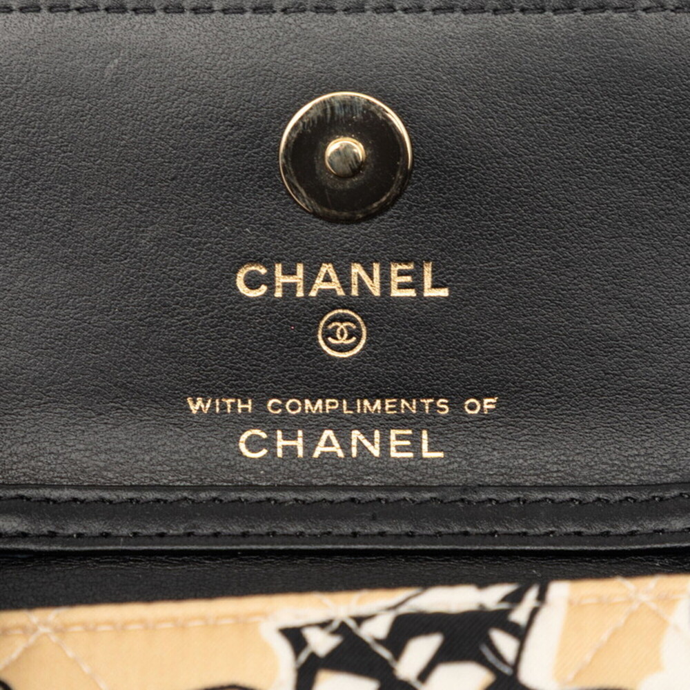 CHANEL Cream Leather Logo Shoulder Bag - Picture 7 of 8